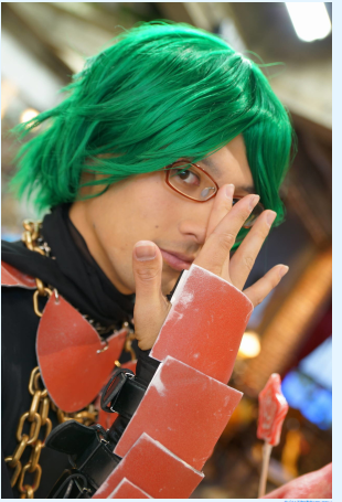 渋谷ハジメの中の人と噂されている神河龍騎のコスプレ画像